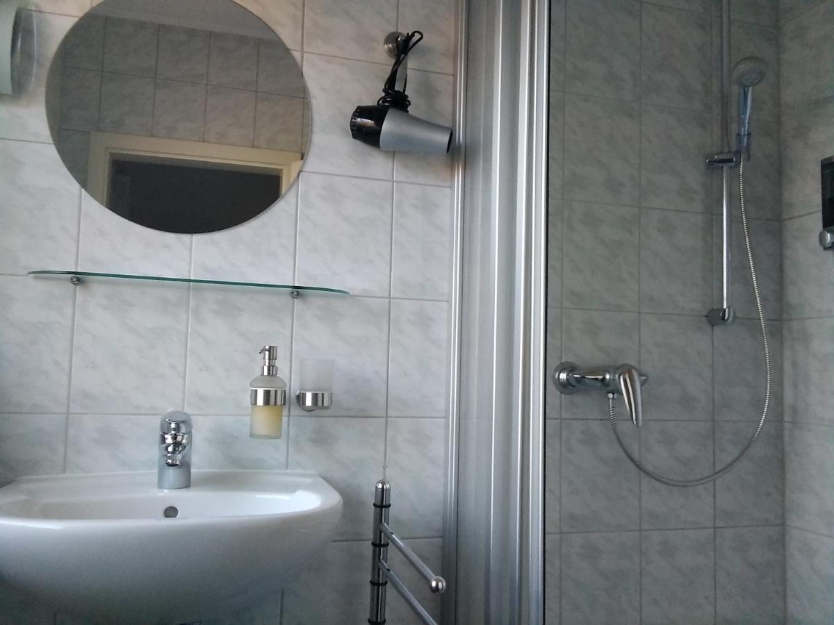 Gaestehaus Helbighof Neustadt an der Weinstrasse Ngoại thất bức ảnh