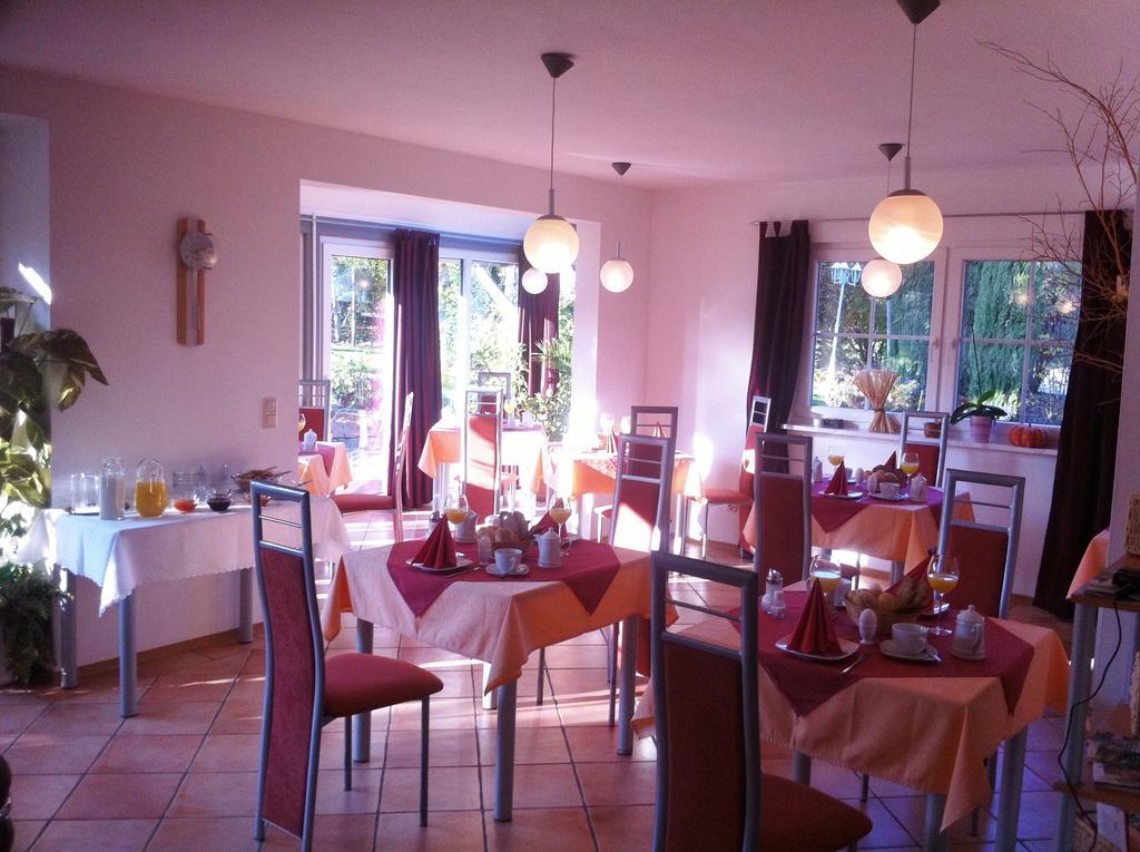 Gaestehaus Helbighof Neustadt an der Weinstrasse Ngoại thất bức ảnh